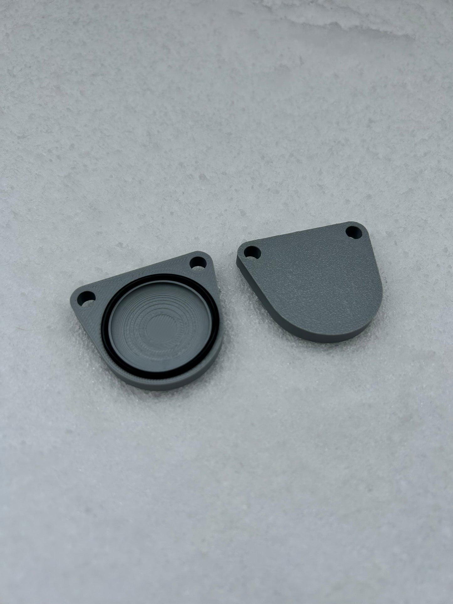 ShredTag - Snowboard AirTag Mount